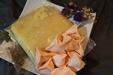 三種口味，三種不同湯頭！純手工水晶餃新上架~送10份嚐鮮