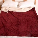 法蘭絨雙面毯- 酒紅（缺色隨機能接受再下單）