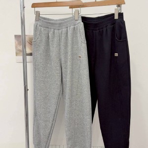 厚絨🔥🏠側方標加絨運動褲 特價：$370