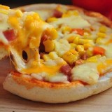 5吋小披薩PIZZA B.燻雞 特價：$30
