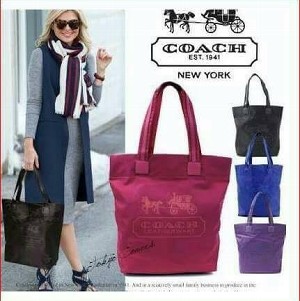COACH手提包 特價：$180