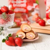 日本季節限定山內甜王草莓瑞士捲10入 特價：$110