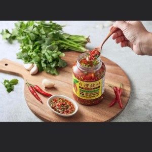 辣妹辣椒醬，滿10免運 特價：$250