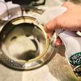 KINCHO 排水口除臭除菌+水垢亮白泡沫噴霧/300ml 特價：$149