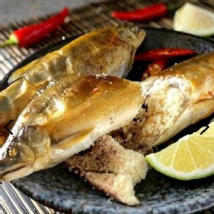 爆蛋母香魚 4隻/包 特價：$280