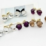 雙桃心蝴蝶結形狀耳釘 (新品上市)