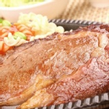 美國安格斯嫩肩沙朗牛排~比臉大21盎司~