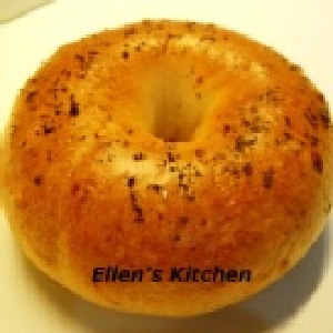 Ellen's Kitchen~洋蔥Cheese貝果