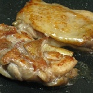 泰式香茅雞腿排 特價：$52