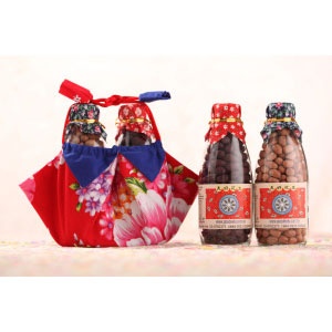 花布禮袋系列-情人組 290元 (台九號/黑金剛花生各一份(150g)