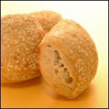 純手工製歐式酸麵包( 5個一袋裝- 有原味及芝麻 口味) 純手工製歐式酸麵包( 5個一袋裝- 有燕麥及芝麻 口味)