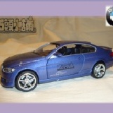 BMW 330i Coupe 1:32 合金聲光模型車 玩具車