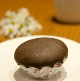 【力凡烘培坊】巧克力_純蛋白_蒸蛋糕 特價：$110