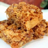 黑糖蕃薯糖 金黃色的香脆地瓜片加上黑糖的香味,風味絶佳