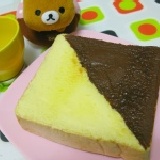 雙拼口味 巧克力+奶酥 試吃價 特價:$10 雙拼口味 巧克力+奶酥 試吃價 特價:$10