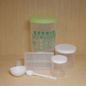 600 CC 杯組 ( 有蓋.不印字 ) + 4 格盒