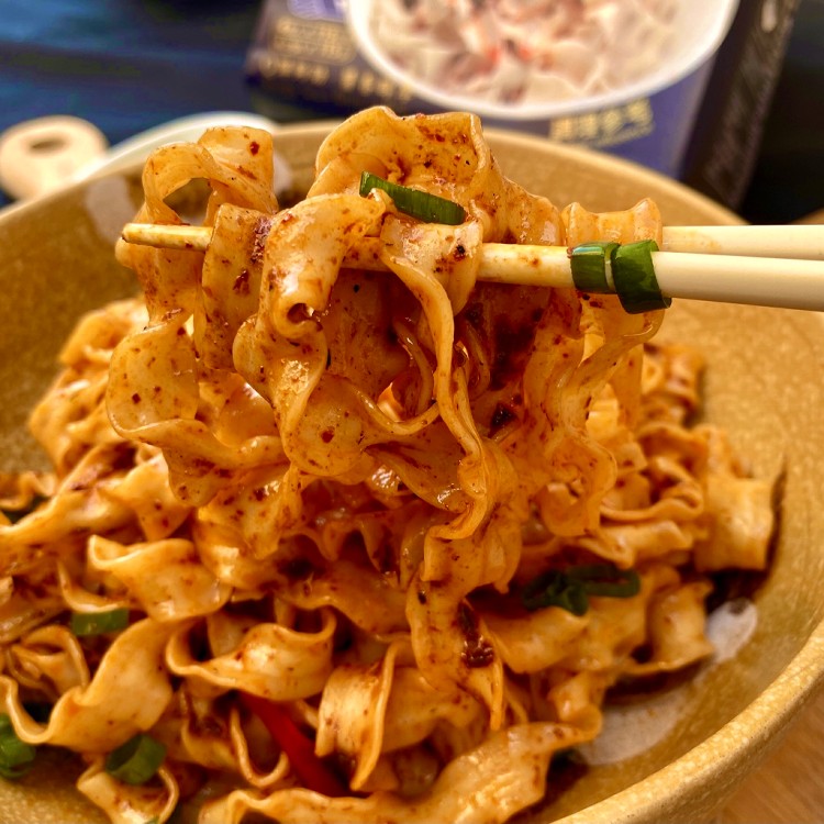 【主廚秘傳】苗族秘傳手炒辣醬乾拌麵