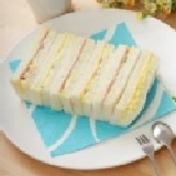 蛋沙拉三明治 特價：$60