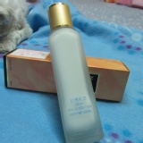 若瑪乳液:具滲透作用,使肌膚維持適當的水分和油分之均衡,高保濕效 果, 特價：$580