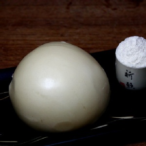 【包狀元老麵包子店】★招牌微甜饅頭★ (4入)選用台糖特砂，不添加糖精，微甜口感、健康滿分!!