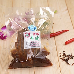 小潘泡椒牛腱-：200公克/包