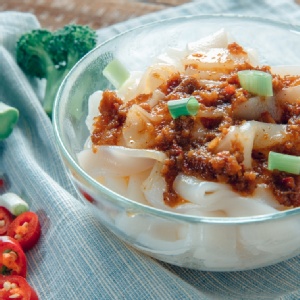 栗園米食客家風味粄條(干貝XO醬)