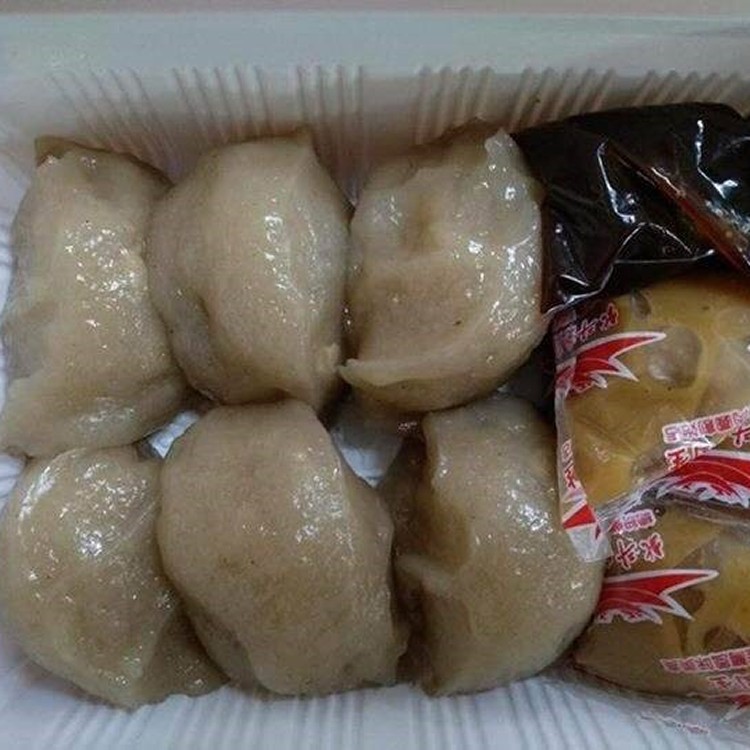 北斗肉圓生6顆/密封盒裝（附獨特醬包/附塑膠提袋 ）