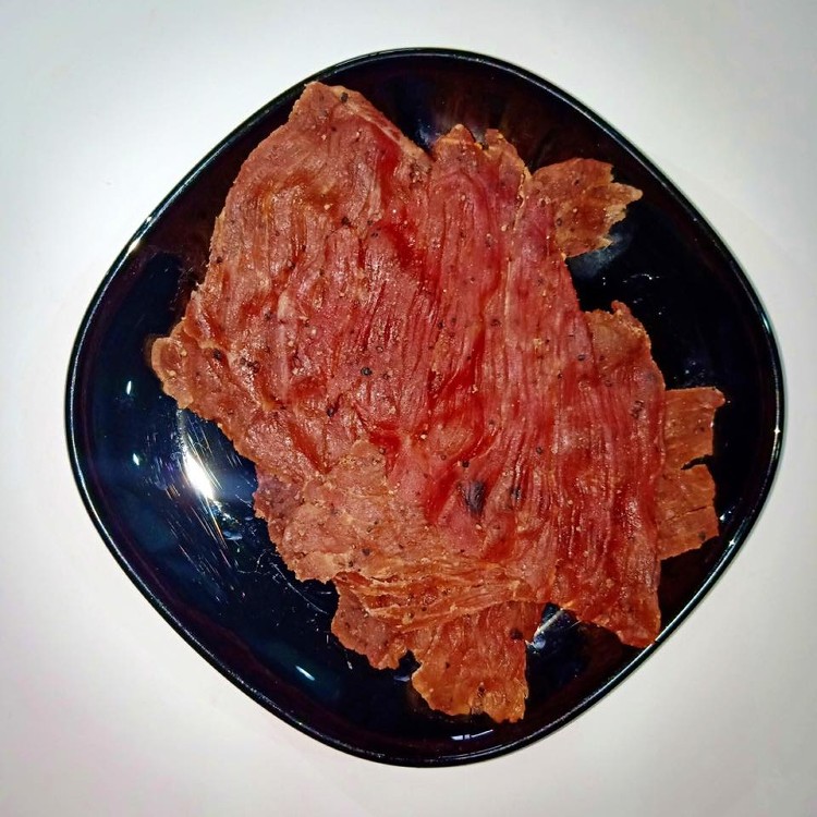 豬小妹-豬肉紙 ( 黑胡椒 ) 50g