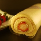 新鮮草莓蛋糕捲 超值大優惠(1/15前為到貨日/可接受在下單))謝謝! 特價：$100