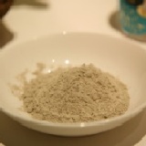 【媽媽魚】丁香魚鈣粉。小寶寶最佳的天然營養品～ 新鮮丁香魚磨成粉，鈣質含量極高，是媽咪們的最愛！