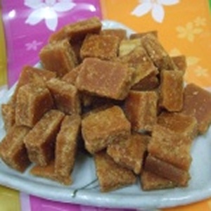 薑汁黑糖塊300g 特價：$120