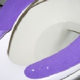 溫暖馬桶貼（居家）1副 熱屁股貼冰馬桶─傷身，EVA軟墊，解決熱屁股面對冰馬桶的尷尬。保護健康從屁股「坐」起