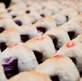 幸福三寶鳥仔餅(7入)小盒裝 三立電視台~台灣尚青~推薦~口味::紫薯*1紅薯*1黃金薯*2芋頭*1豆沙*1素肉*1共7入 特價:$50 幸福三寶鳥仔餅(7入)小盒裝 三立電視台~台灣尚青~推薦~口味::紫薯*1紅薯*1黃金薯*2芋頭*1豆沙*1素肉*1共7入 特價:$50