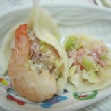高麗菜蝦仁豬肉水餃