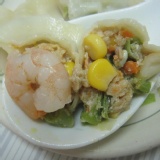 玉米四季豆蝦仁豬肉水餃