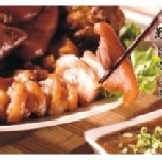 網路熱銷：林家正宗萬巒豬腳 (2斤裝切片) 附贈禮袋，原價355，通路商博感情價315 特價：$315