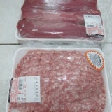 低脂豬絞肉 以公斤計價~每盒約300~350元左右