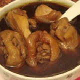 一碗四物雞 簡單.快速.美味.方便.忙碌的都會美眉.別忘了暖暖虛弱的身體.一人份有550-600g 特價：$115