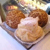 A組脆皮泡芙+巧層酥泡芙特惠組 A組脆皮泡芙8入裝+巧層酥泡芙8入裝(綜合) 特價：$198