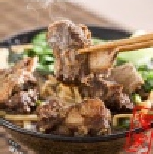 美食推薦 牛小排牛肉麵