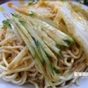 泡菜芝麻雙拼涼麵