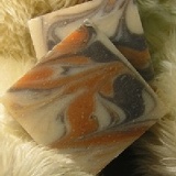 百花去角質淨白皂 特價：$38