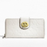 米色漆皮大C壓紋長夾 預購款