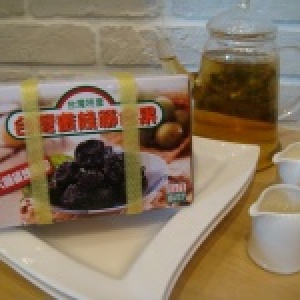 《❤愛吃小熊❤》超Ｑ水果盒造型～蜜餞聯合果❤大湖碳燻蜜李❤