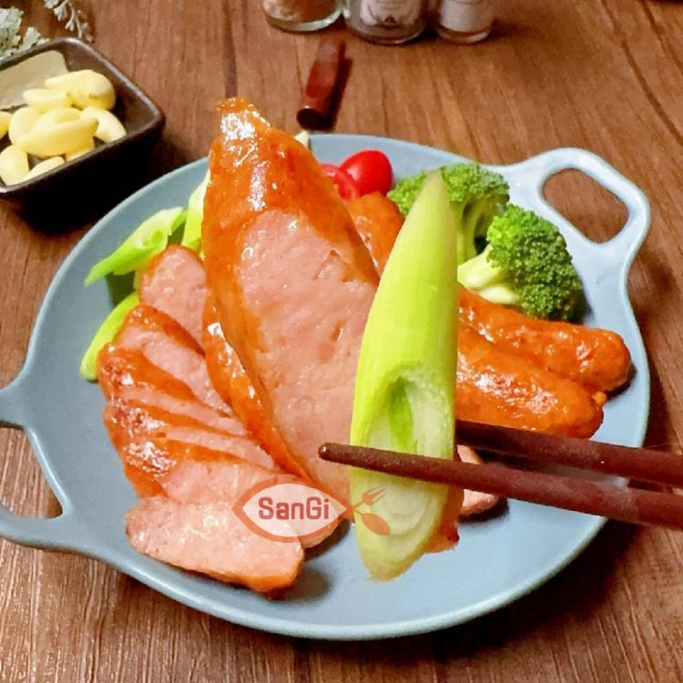 【賣魚的家】鮮嫩原味雞肉香腸(300g±3%/包)