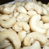 申一腰果仁(生）Cashew Nuts(raw) 特仕罐裝版240g; 產地:台灣豐原 原料產地:越南 (Lafooco頂級品牌 size:w320)