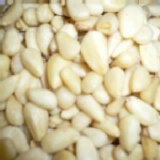 申一松子仁（生）東北介於鴨綠江所採之珍貴特3/4Ａ等級松子 特仕罐裝版：200g 東北介於鴨綠江所採之珍貴特3/4Ａ等級松子