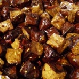 【手工鮮滷一口豆干】 (辣味香)每包約300g、素食可食用、買一送一至11/30止 特價：$50