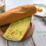 脆皮法國香蒜麵包 特價：$27