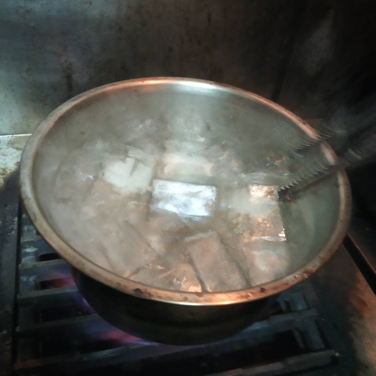 巷角弄 自製手工蘿蔔辣椒醬” 250g